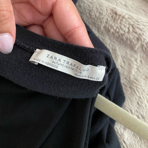 Zara Trafaluc black long sleeve crop top - Picture 2 of 2